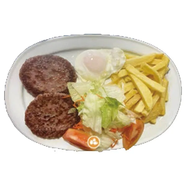 Hamburguesa con patatas y huevo